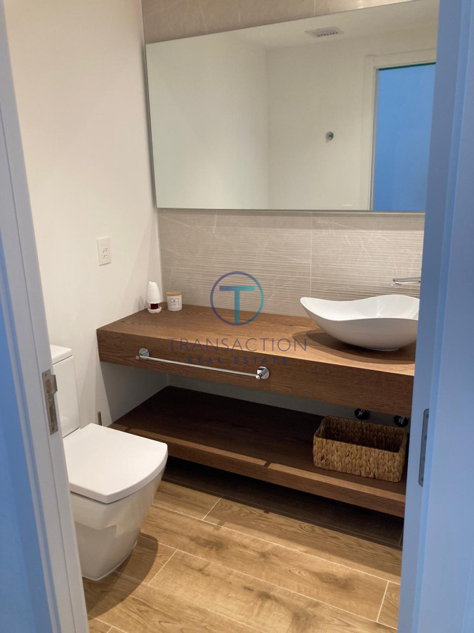 Apartamento ID.940/Apartamentos-en-Venta--Transaction-Real-Estate - Venta - Apartamento TRUMP TOWER - 3 DORM 3 BA + SERVICIO 