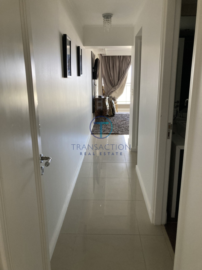 Apartamento ID.961/Venta--Apartamento-TRUMP-TOWER--3-DORM-3-BA- -SERVICIO- - Venta - Impecable Apartamento 4 dormitorios 4 baños
