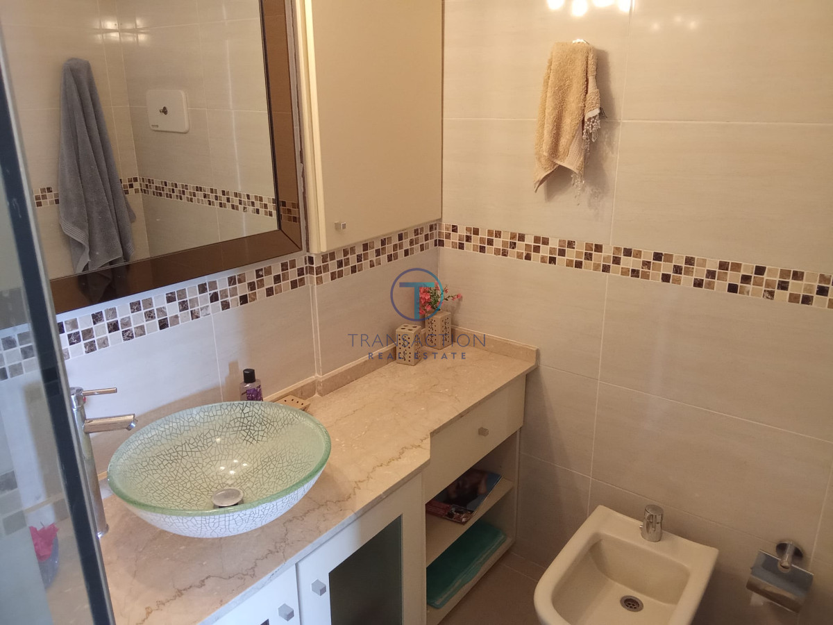 Apartamento ID.555/Departamento-de-3-dormitorio-con-parrillero-en-venta-,-ultimo-piso-frente-al-mar,-Punta-del-Este - Apartamento en Punta del Este, Península