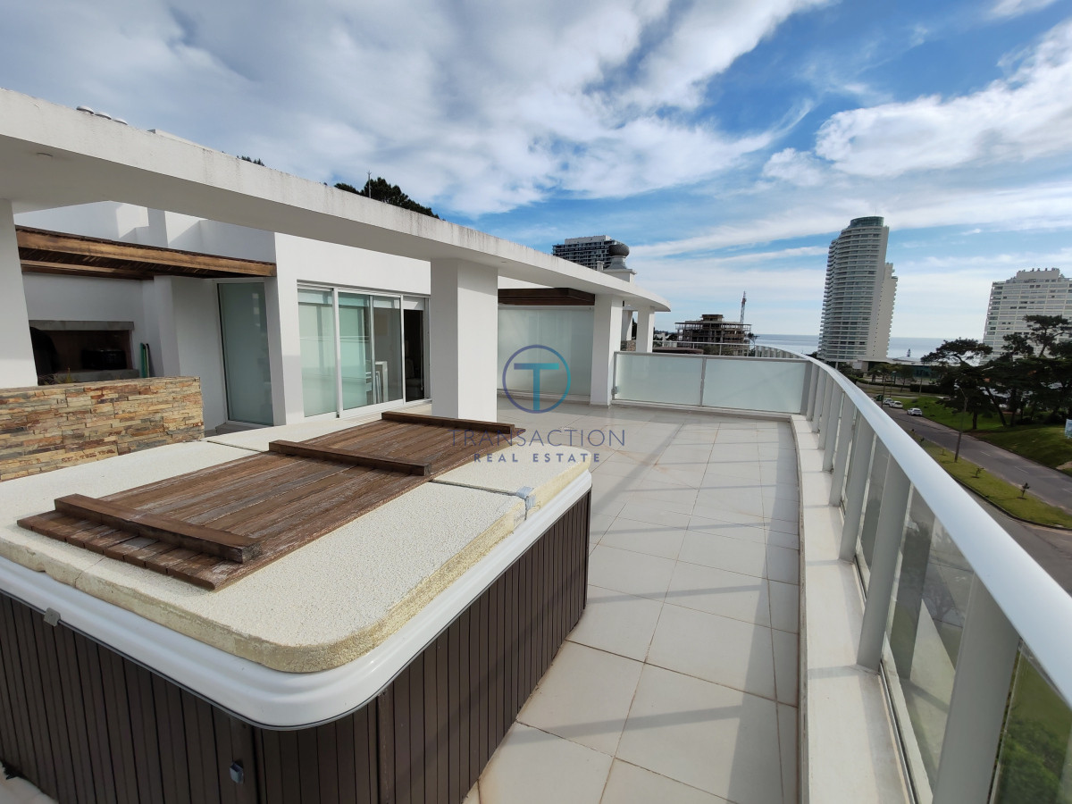 Apartamento ID.980/  - Venta - Apartamento moderno a metros mar
