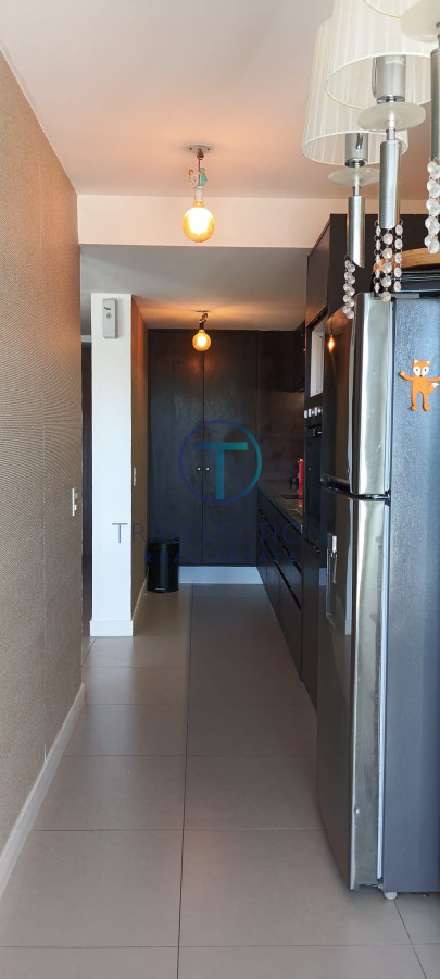 Apartamento ID.1476/Vende-apartamento-esquinero-con-vista-al-mar-de-2-dormitorios-en-Alexander-Boulevard-Punta-del-Este- - Apartamento en Punta del Este, 