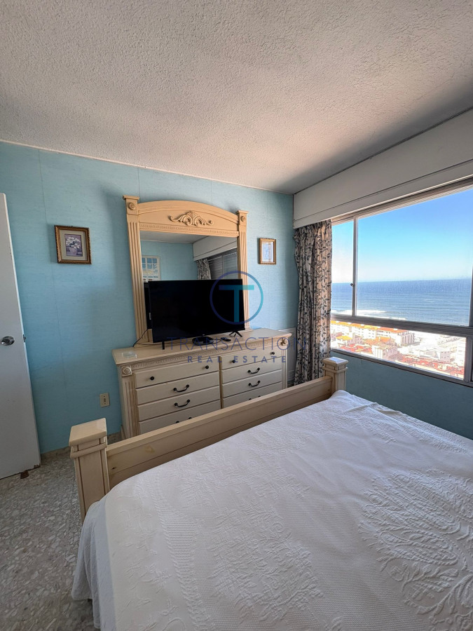 Apartamento ID.1555/Apartamento-3-dormitorios-con-vista-al-mar,-parada-2-de-la-brava - Apartamento en Punta del Este, Península