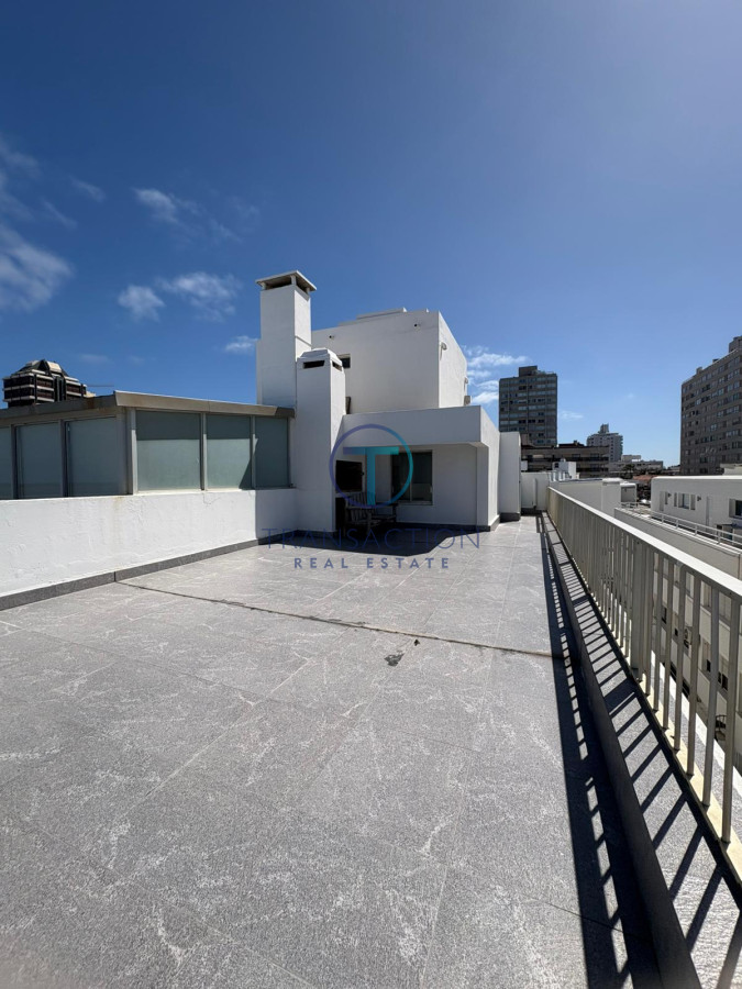Apartamento ID.1562/Venta,-3-dormitorios-en-Punta-este - EXELENTE OPORTUNIDAD EN PENINSULA