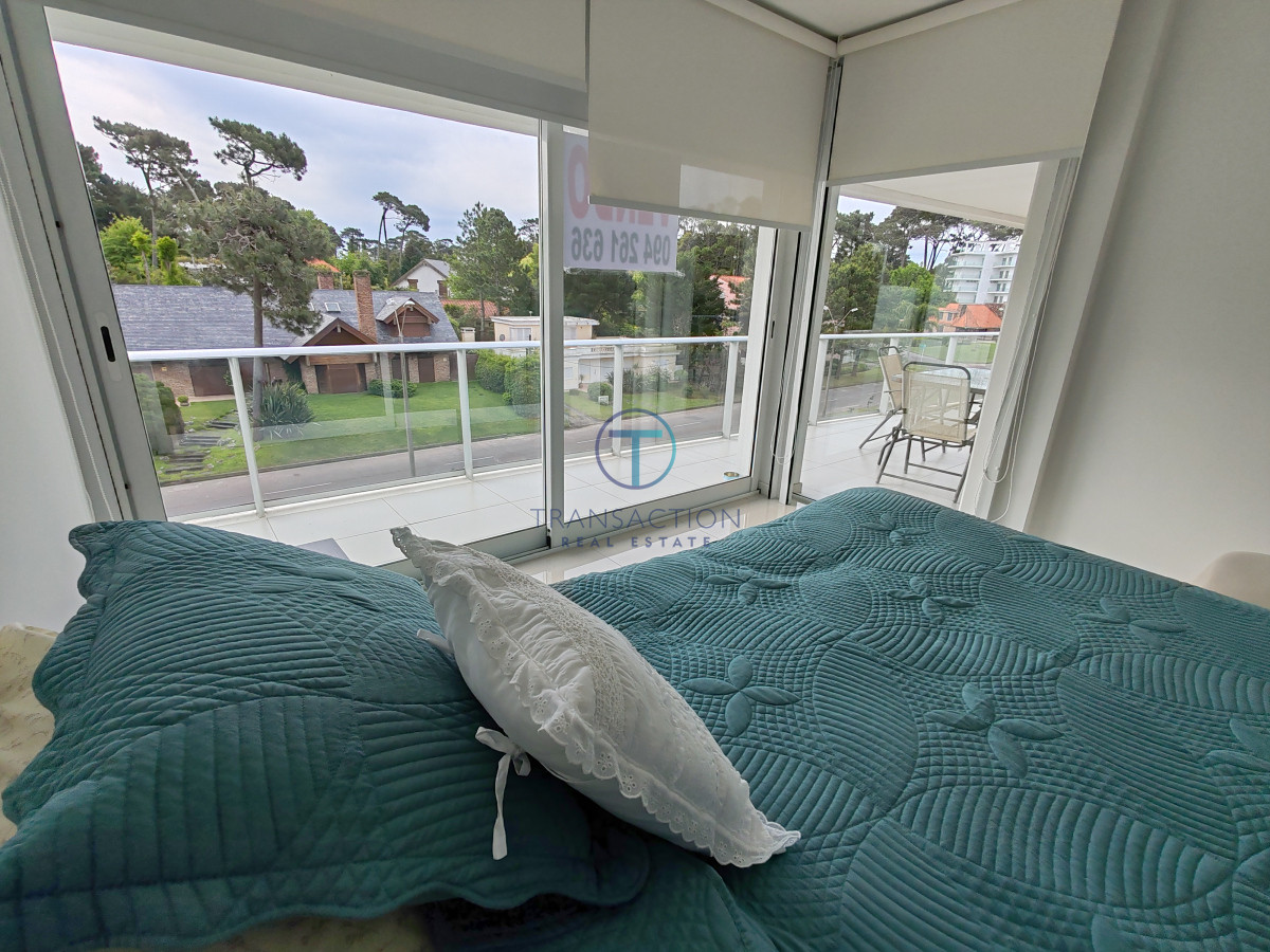 Apartamento ID.980/  - Venta - Apartamento moderno a metros mar