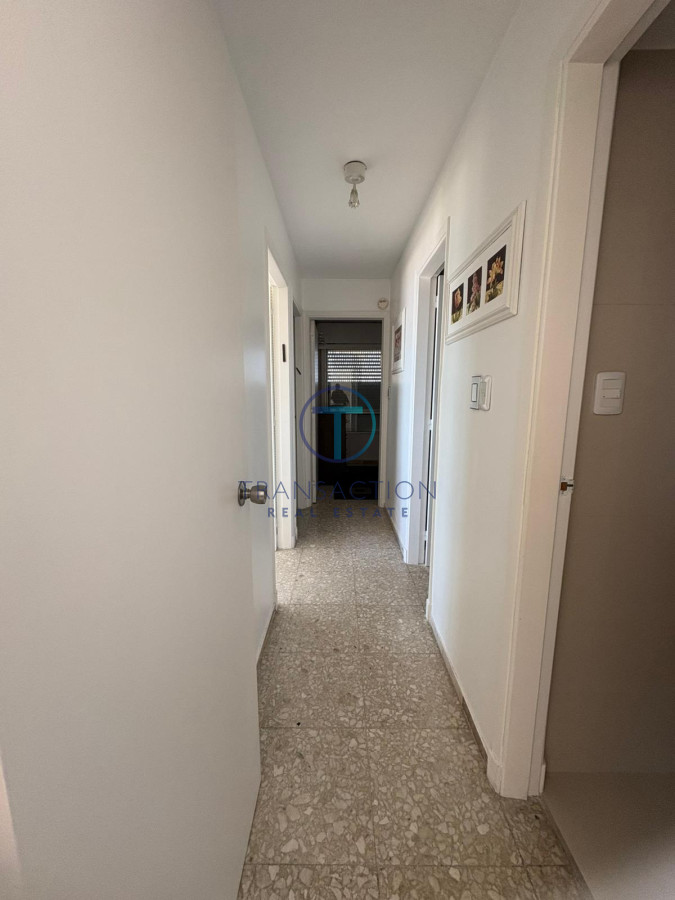 Apartamento ID.1555/Apartamento-3-dormitorios-con-vista-al-mar,-parada-2-de-la-brava - Apartamento en Punta del Este, Península