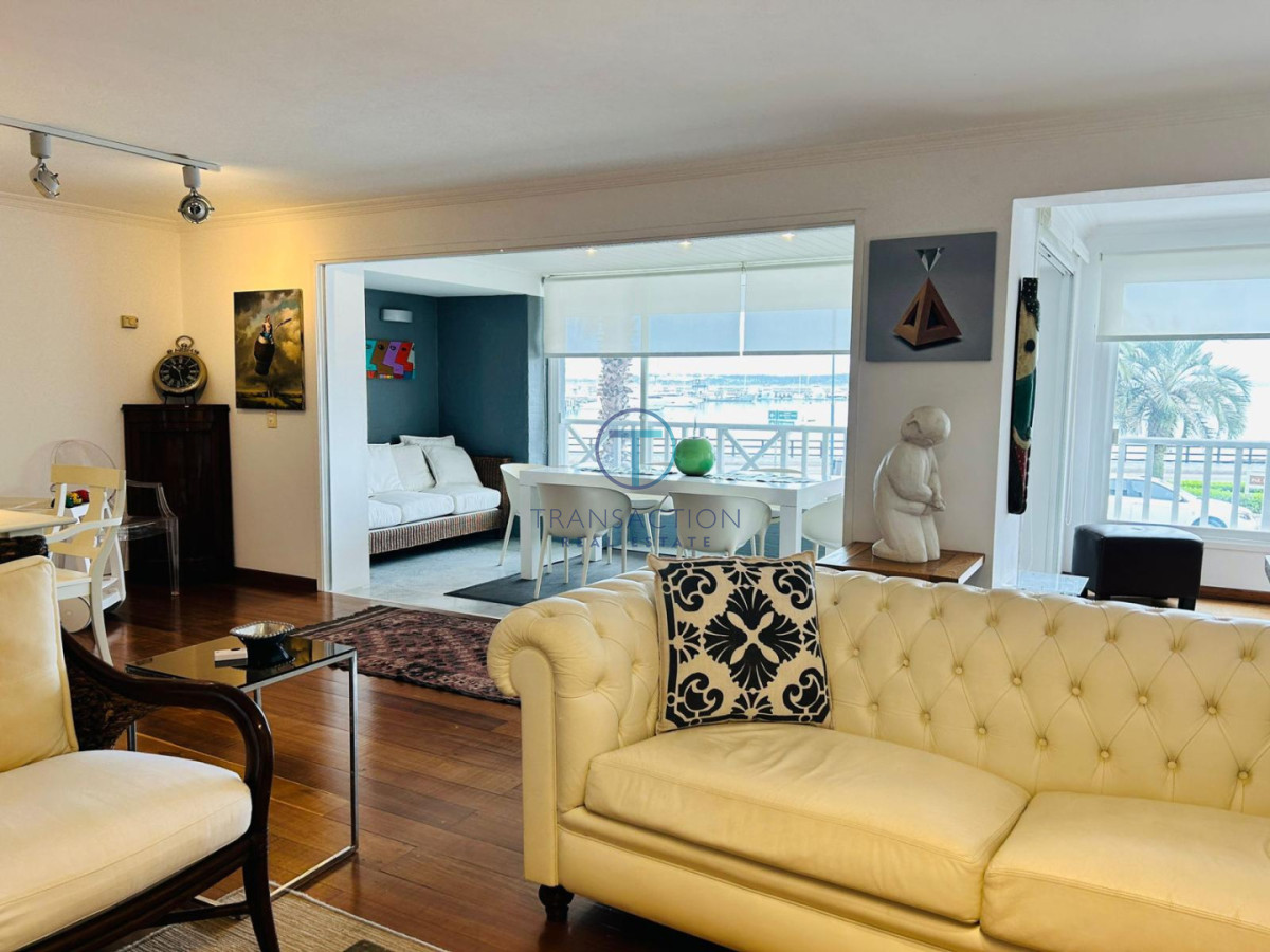 Apartamento ID.1587/Venta--Impecable-Apartamento-4-dormitorios-4-baños - Apartamento en Venta - Punta del Este