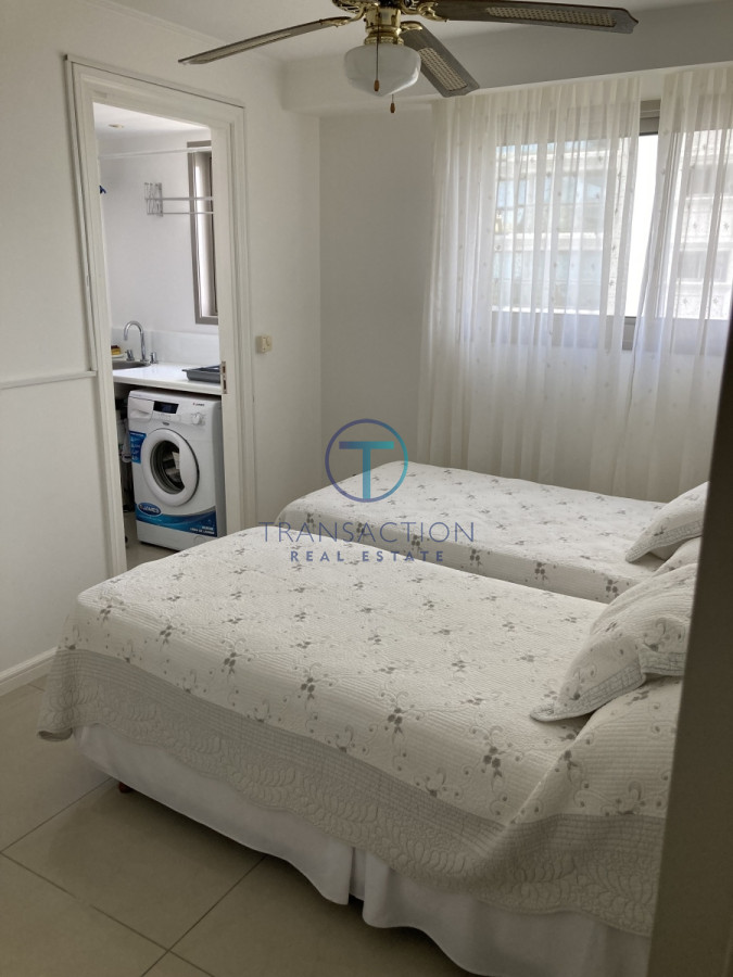Apartamento ID.568/Apartamento-frente-a-los-dedos-de-punta-del-este - Venta - Apartamento frente a los dedos de punta del este