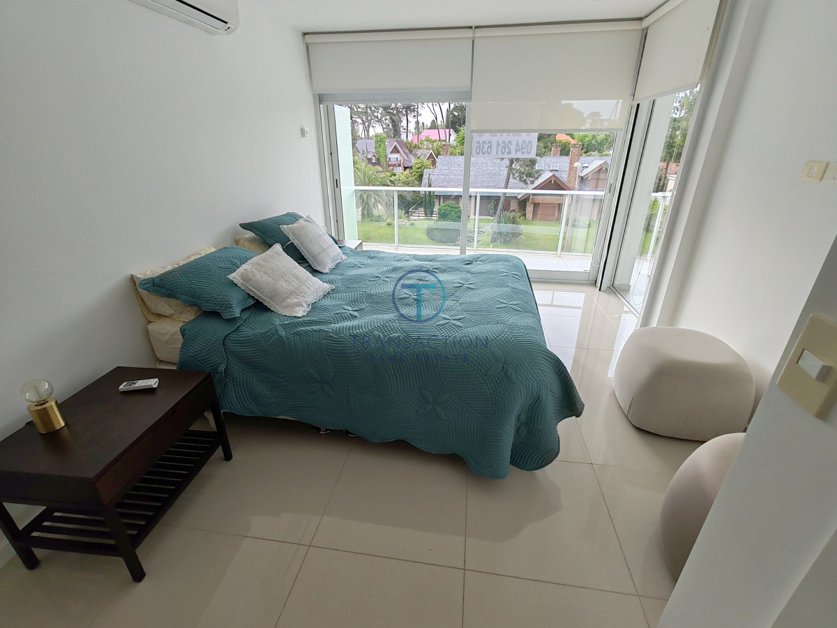 Apartamento ID.980/  - Venta - Apartamento moderno a metros mar