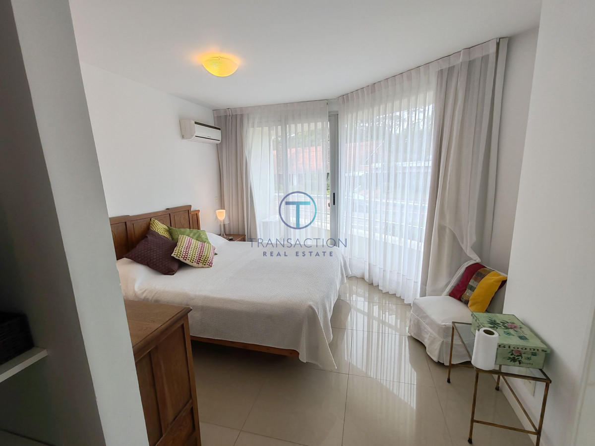 Apartamento ID.1358/  - Apto PUNTA DEL ESTE, Playa mansa