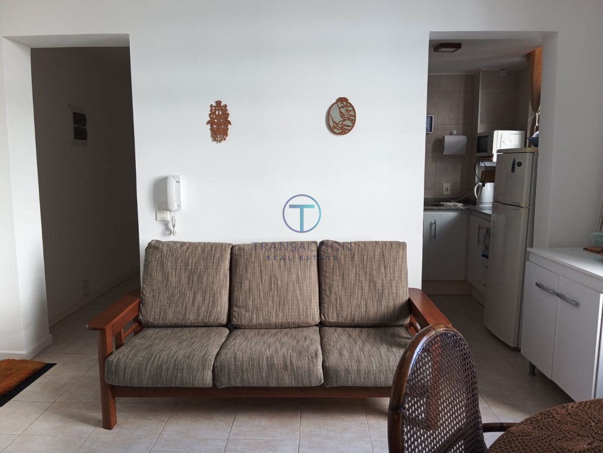 Apartamento ID.1491/Apartamento-en-Venta-de-1-Dormitorio,-Ubicado-en-Península,-Punta-del-Este - APARTAMENTO EN EL CORAZÓN DE LA PENINSULA