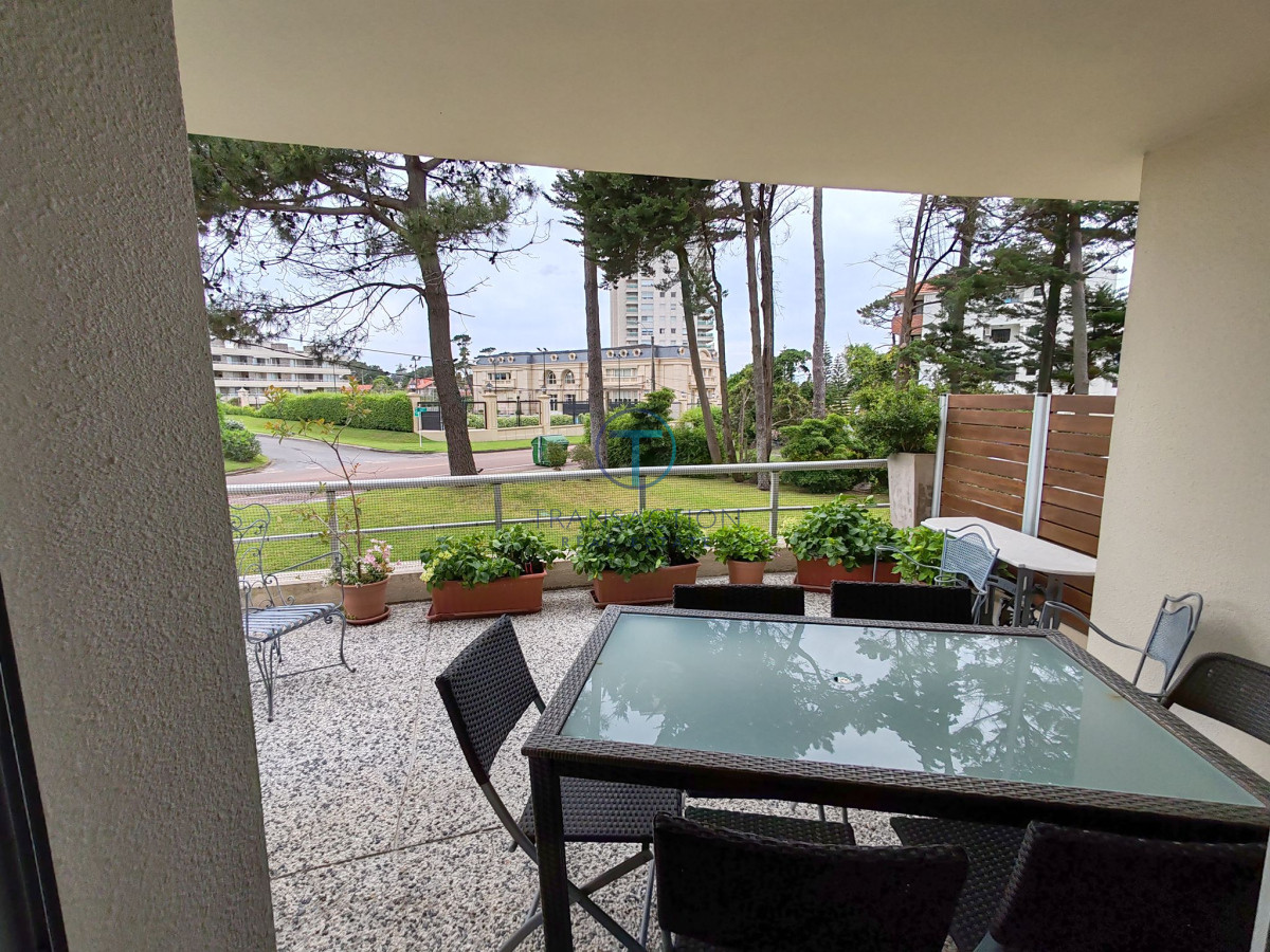 Apartamento ID.1358/  - Apto PUNTA DEL ESTE, Playa mansa