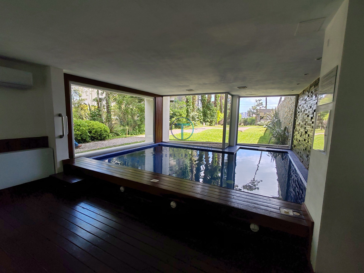 Apartamento ID.1358/  - Apto PUNTA DEL ESTE, Playa mansa