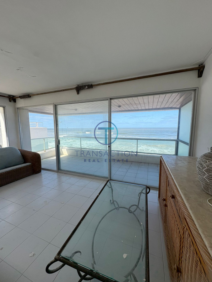 Apartamento ID.1562/Venta,-3-dormitorios-en-Punta-este - EXELENTE OPORTUNIDAD EN PENINSULA