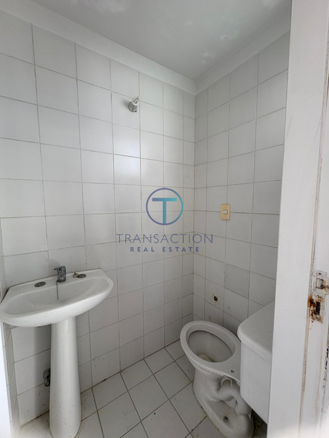 Apartamento ID.1562/Venta,-3-dormitorios-en-Punta-este - EXELENTE OPORTUNIDAD EN PENINSULA