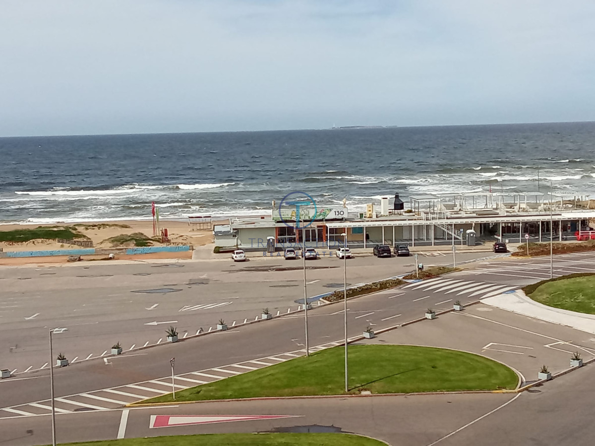 Apartamento ID.568/Apartamento-frente-a-los-dedos-de-punta-del-este - Venta - Apartamento frente a los dedos de punta del este