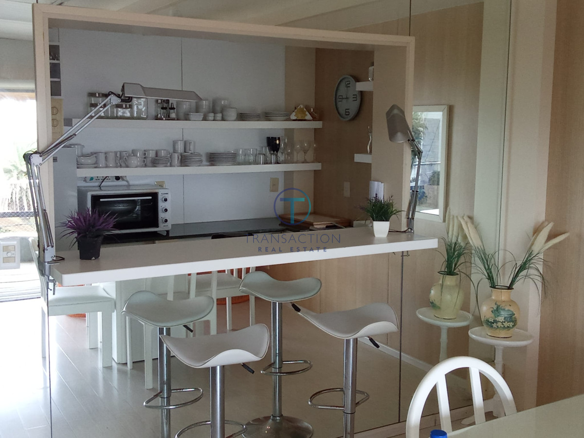 Apartamento ID.557/-Venta--Apartamento-3-dormitorios--Puerto-de-Punta-este - Apartamento en Punta del Este, Península