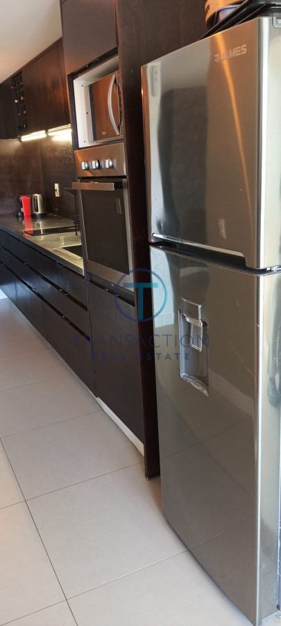 Apartamento ID.1476/Vende-apartamento-esquinero-con-vista-al-mar-de-2-dormitorios-en-Alexander-Boulevard-Punta-del-Este- - Apartamento en Punta del Este, 