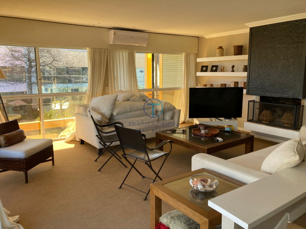Apartamento ID.1137/Roosevelt,-Playa-Brava - Venta apartamento - Península de Punta del Este! 