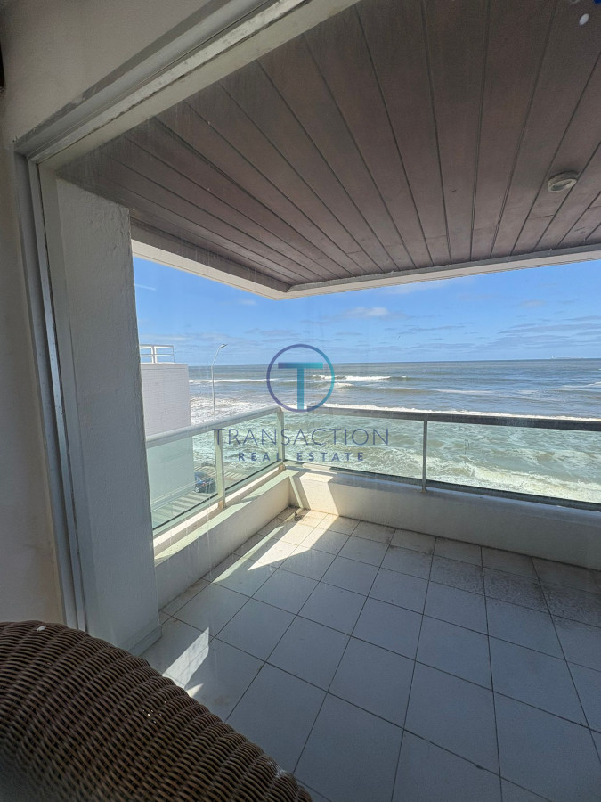 Apartamento ID.1562/Venta,-3-dormitorios-en-Punta-este - EXELENTE OPORTUNIDAD EN PENINSULA