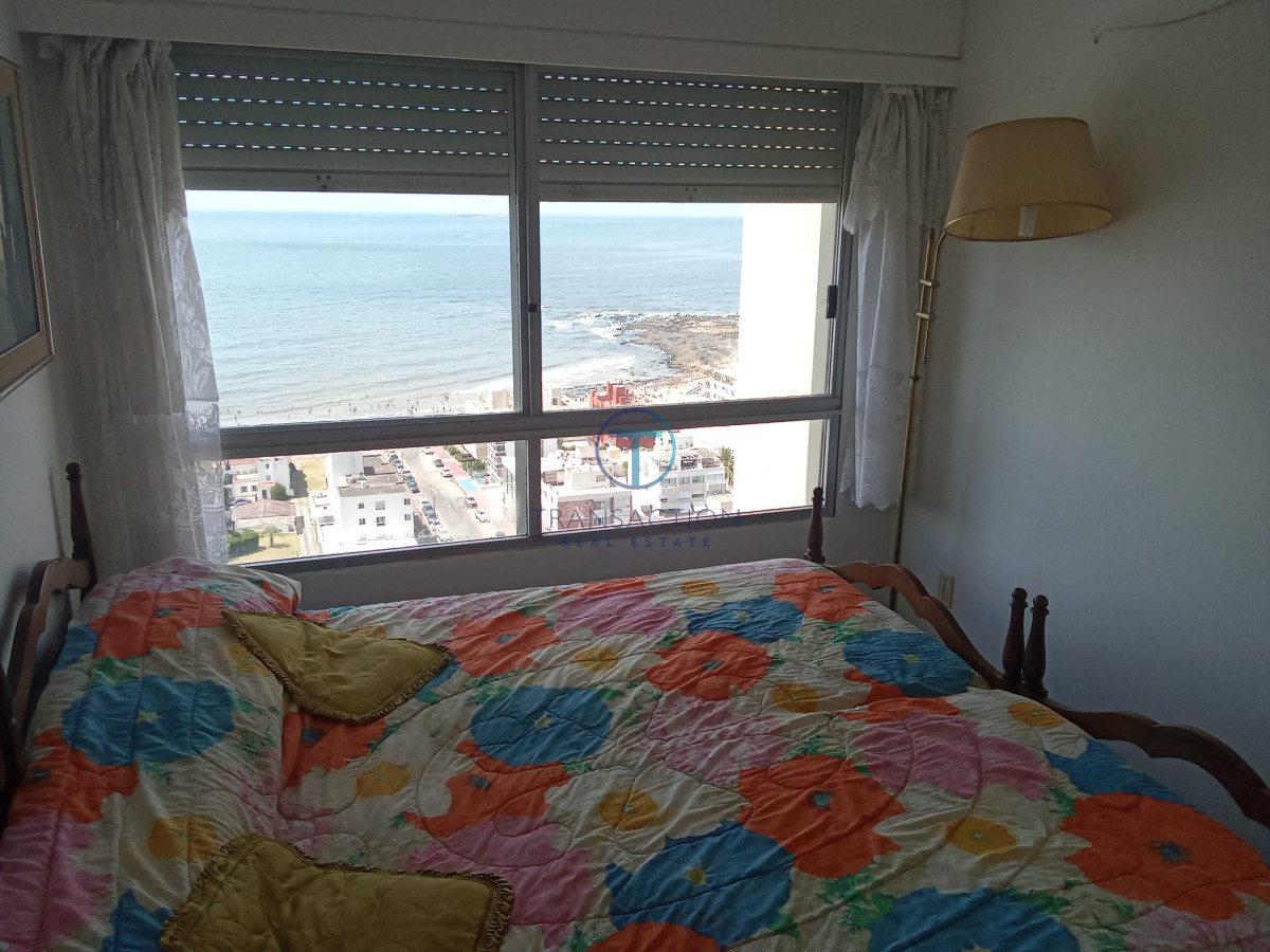Apartamento ID.893/Apartamento-3-dormitorios-con-vista-al-mar,-parada-2-de-la-brava - VENTA Peninsula Punta Este