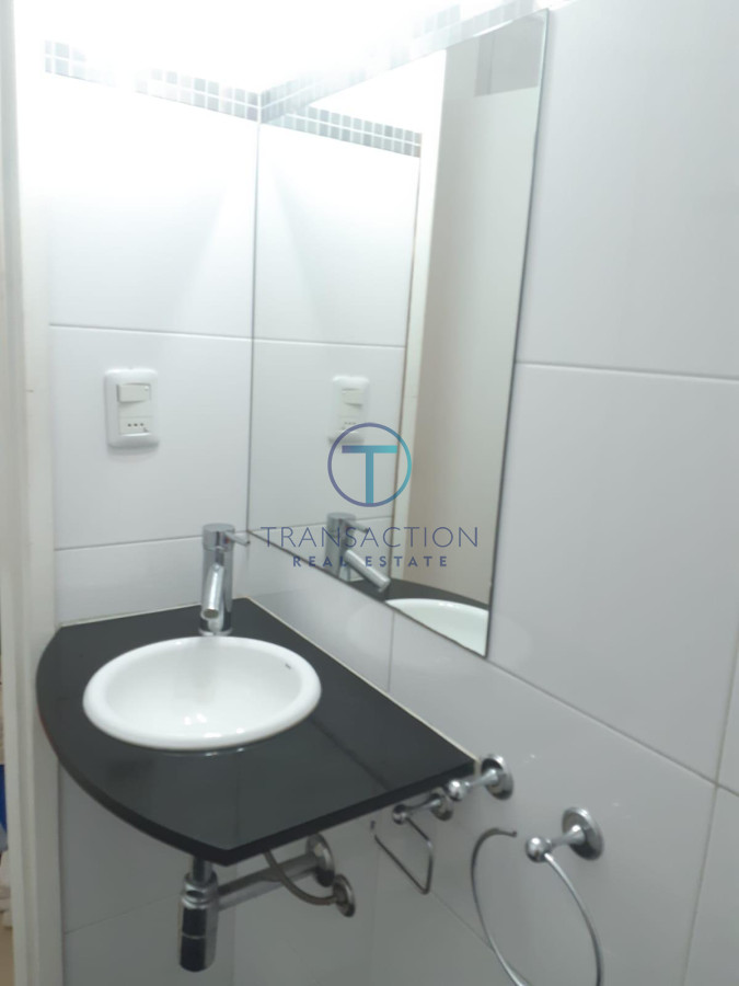 Apartamento ID.1309/  - Apartamento Punta del Este, Península, sobre Av.Gorlero