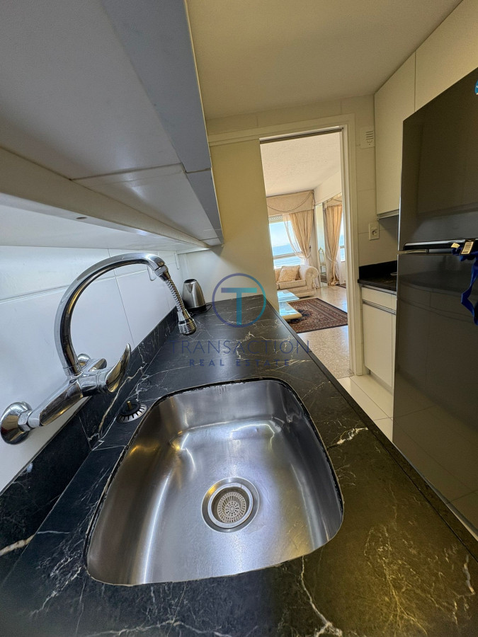 Apartamento ID.1555/Apartamento-3-dormitorios-con-vista-al-mar,-parada-2-de-la-brava - Apartamento en Punta del Este, Península