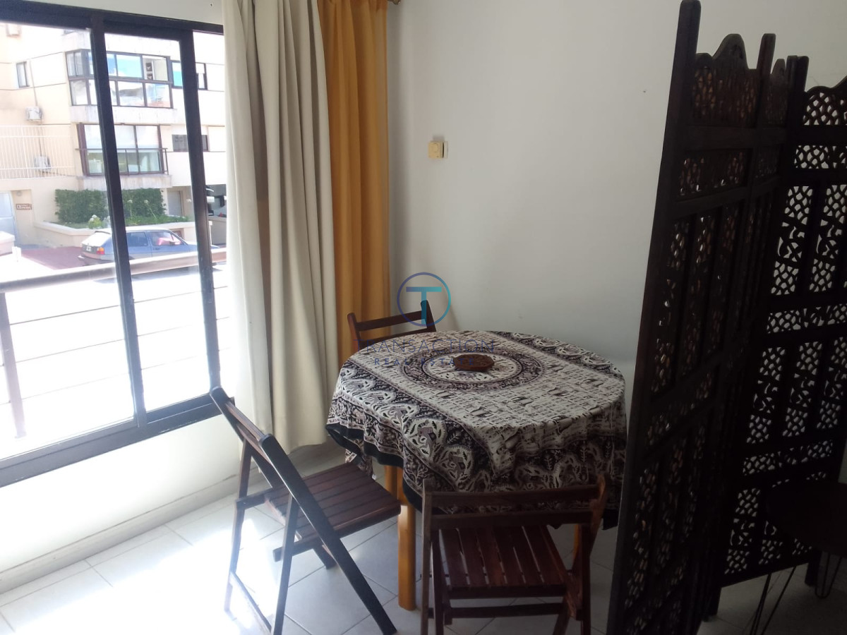 Apartamento ID.200/Apartamento-Punta-del-Este-,-El-Emir - Venta - Monoambiente Puerto Principe a pasos mar