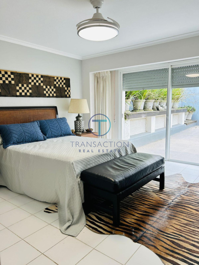 Apartamento ID.1587/Venta--Impecable-Apartamento-4-dormitorios-4-baños - Apartamento en Venta - Punta del Este