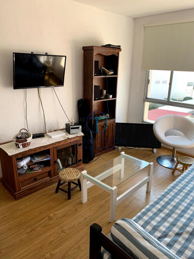 Apartamento ID.1247/Venta--Apartameto-1-y-medio-dorm-Península-,-Punta-del-Este - Apartamento Punta del Este , El Emir