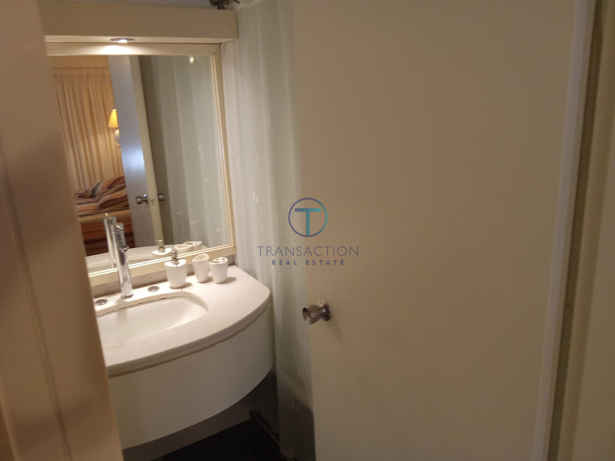 Apartamento ID.557/-Venta--Apartamento-3-dormitorios--Puerto-de-Punta-este - Apartamento en Punta del Este, Península