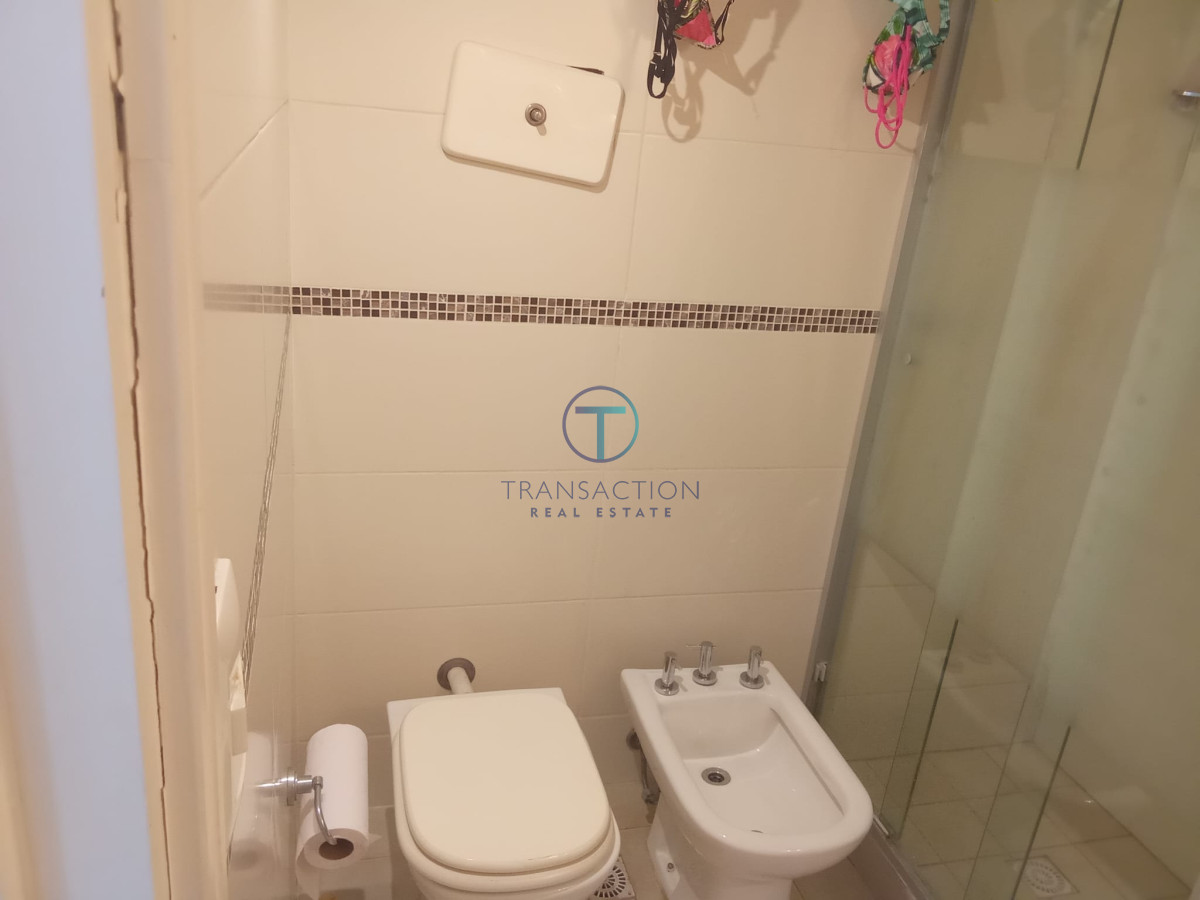 Apartamento ID.911/APARTAMENTO-EN-EL-CORAZÓN-DE-LA-PENINSULA - Venta - Apartameto 1 y medio dorm Península , Punta del Este