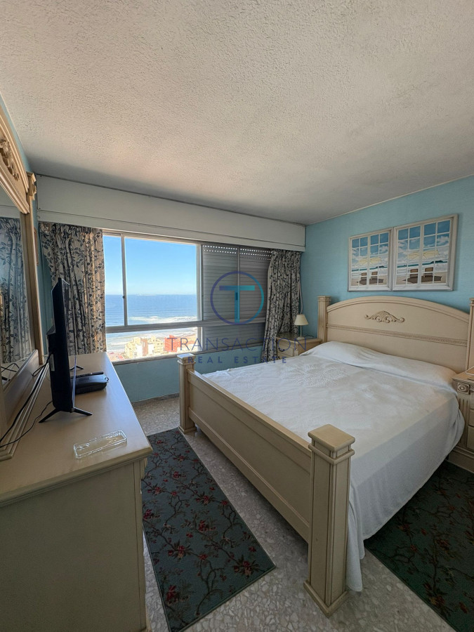 Apartamento ID.1555/Apartamento-3-dormitorios-con-vista-al-mar,-parada-2-de-la-brava - Apartamento en Punta del Este, Península