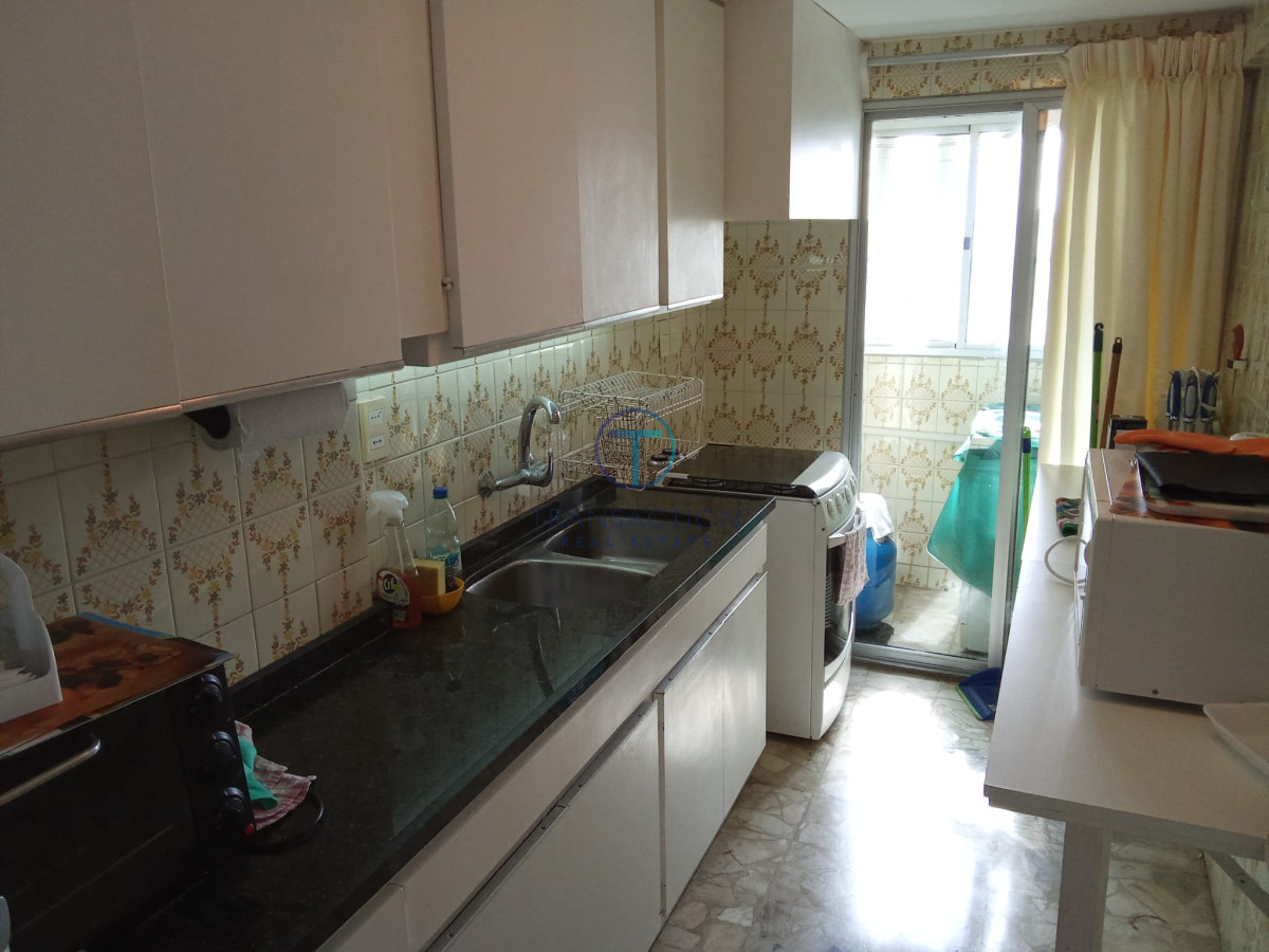 Apartamento ID.555/Departamento-de-3-dormitorio-con-parrillero-en-venta-,-ultimo-piso-frente-al-mar,-Punta-del-Este - Apartamento en Punta del Este, Península