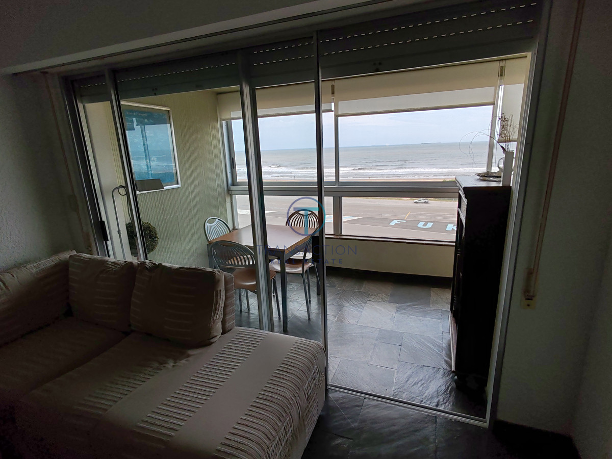 Apartamento ID.1350/Venta-apartamento-en-Peninsula - apto VENTA playa Brava , PUNTA DEL ESTE