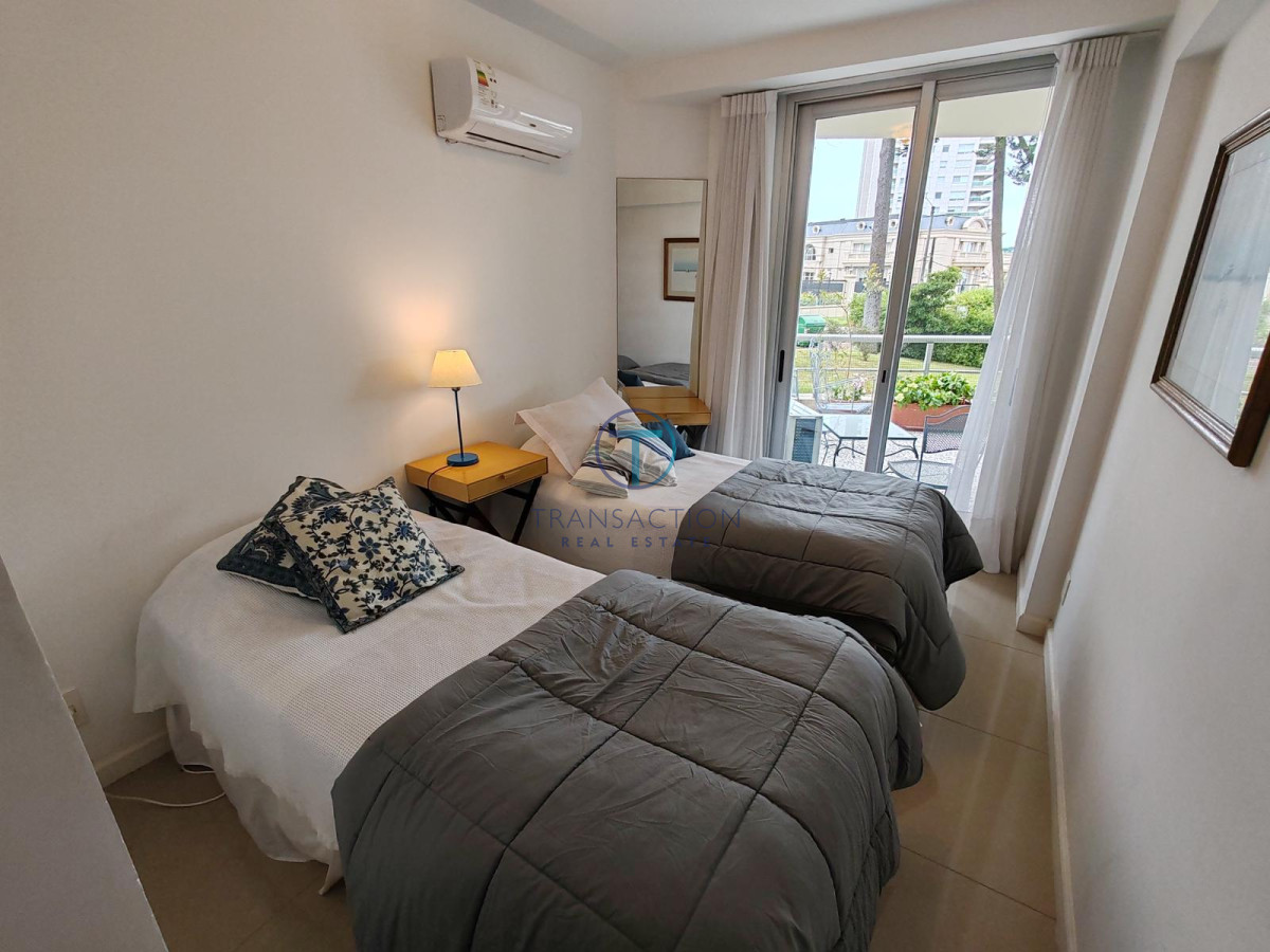 Apartamento ID.1358/  - Apto PUNTA DEL ESTE, Playa mansa