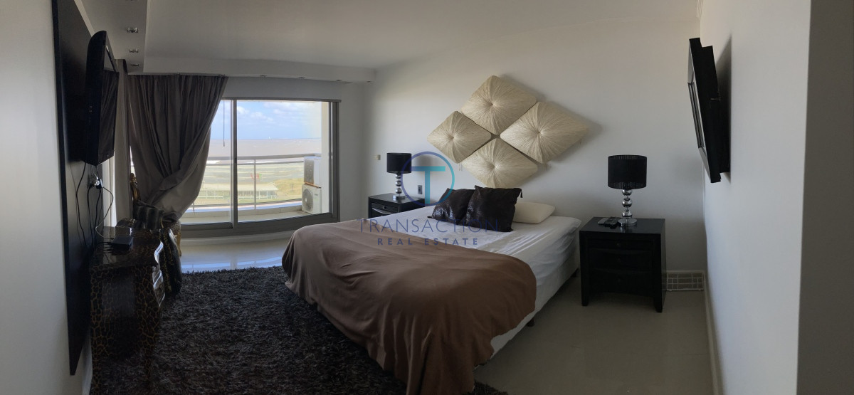 Apartamento ID.961/Venta--Apartamento-TRUMP-TOWER--3-DORM-3-BA- -SERVICIO- - Venta - Impecable Apartamento 4 dormitorios 4 baños