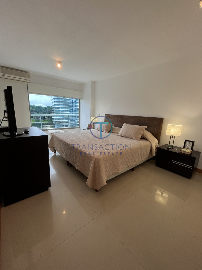 Apartamento ID.1056/Venta--Apartamento-moderno-a-metros-mar - Roosevelt, Playa Brava