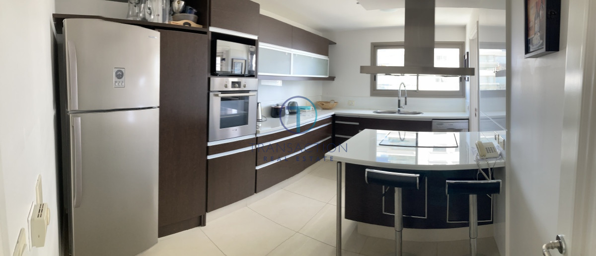 Apartamento ID.568/Apartamento-frente-a-los-dedos-de-punta-del-este - Venta - Apartamento frente a los dedos de punta del este