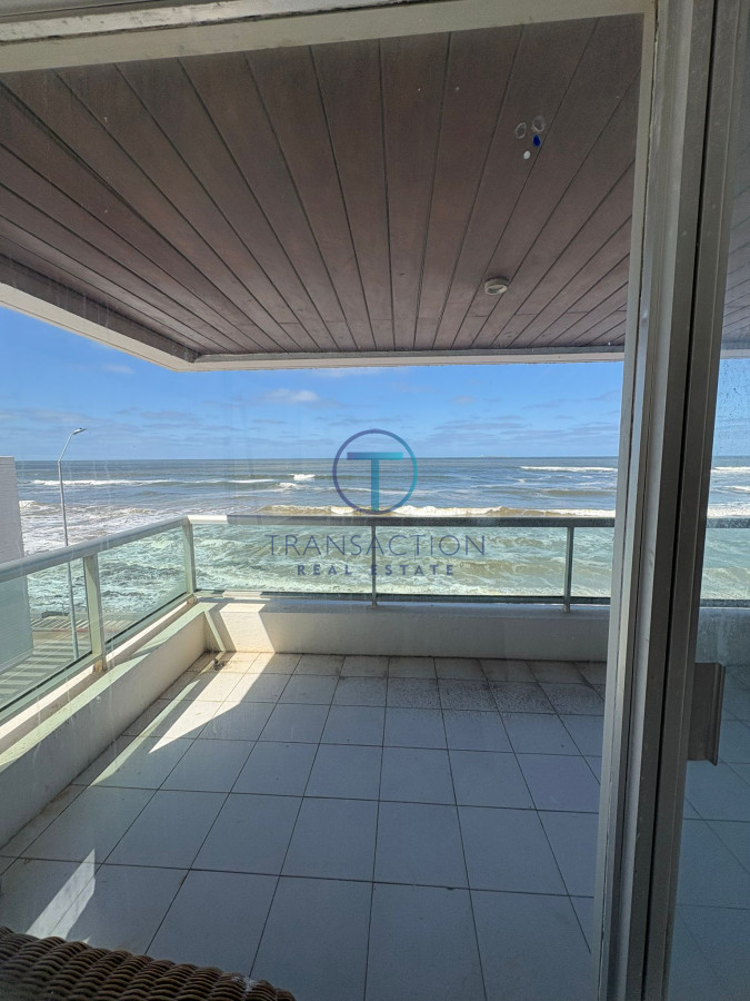 Apartamento ID.1562/Venta,-3-dormitorios-en-Punta-este - EXELENTE OPORTUNIDAD EN PENINSULA