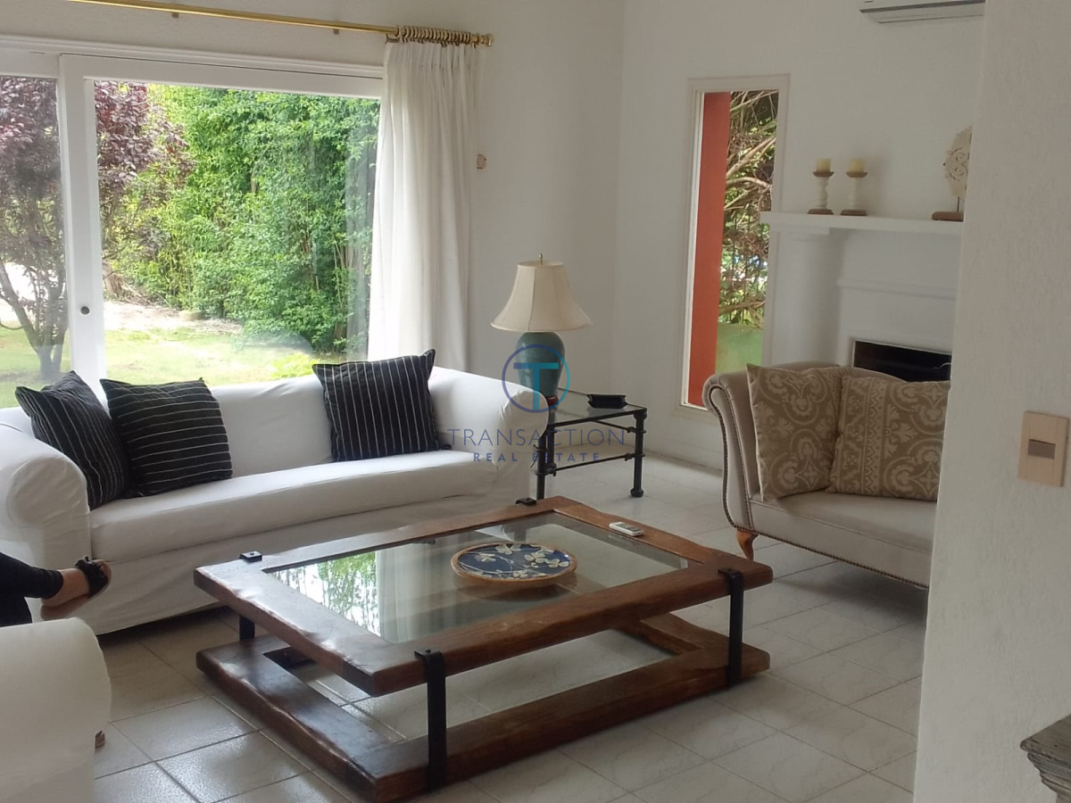 Casa ID.48/Alquieler-de-temporda-en-San-Rafael - Venta - Casa El Patio - San Rafael - Punta del Este