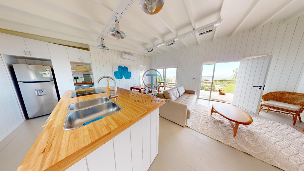 Casa ID.1340/CASA-ALQUILER-Playa-Mansa - Casa en El Chorro , ALQUILER y VENTA