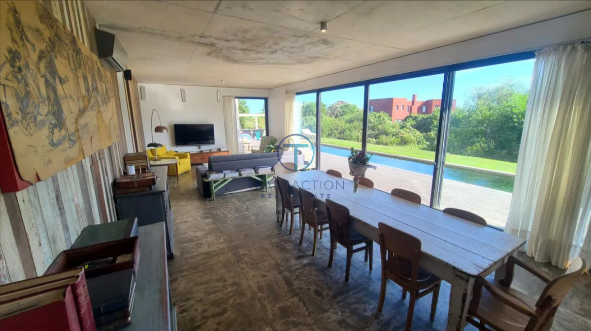 Casa ID.376/Chacra-de-3-Hectáreas-a-La-Venta-en-La-Barra,-Punta-del-Este- - Casa en Manantiales, Punta Piedras