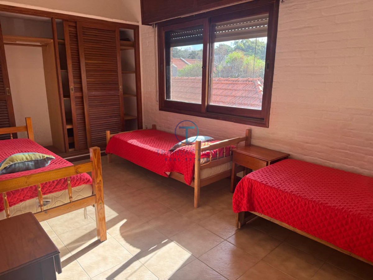 Casa ID.1456/Venta--casa-Jardines-de-cordoba- - Casa en Punta del Este, Brava
