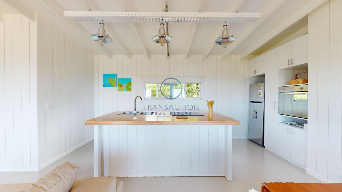 Casa ID.1340/CASA-ALQUILER-Playa-Mansa - Casa en El Chorro , ALQUILER y VENTA