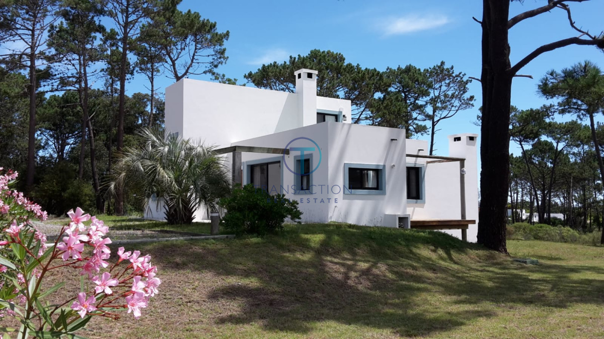 Casa ID.166/Venta--Casa-El-Patio--San-Rafael--Punta-del-Este - El Atajo