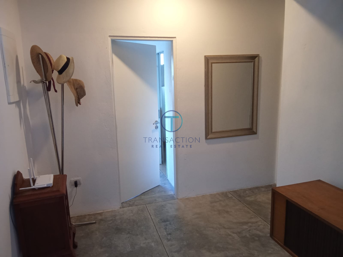 Casa ID.483/Venta-,-3-dormitorios-Marly--Punta-del-este - Venta - Casa en El Chorro - Manantiales
