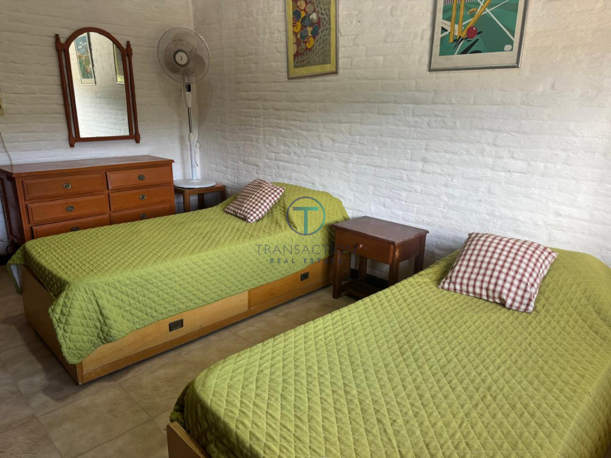 Casa ID.1456/Venta--casa-Jardines-de-cordoba- - Casa en Punta del Este, Brava