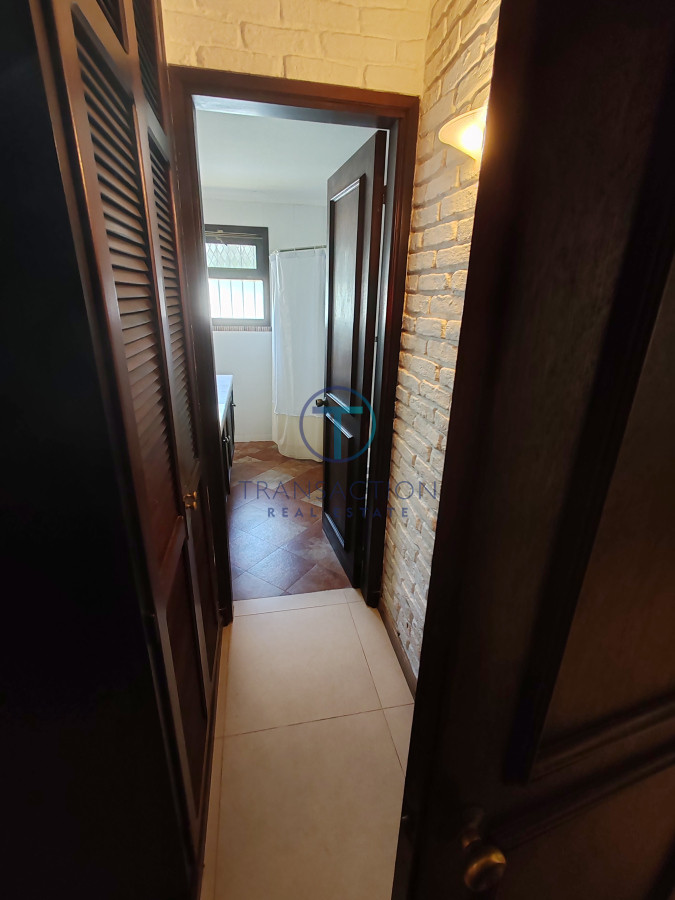 Casa ID.1352/Casa-en-El-Chorro-,-ALQUILER-y-VENTA - Casa en Punta del Este, Shopping