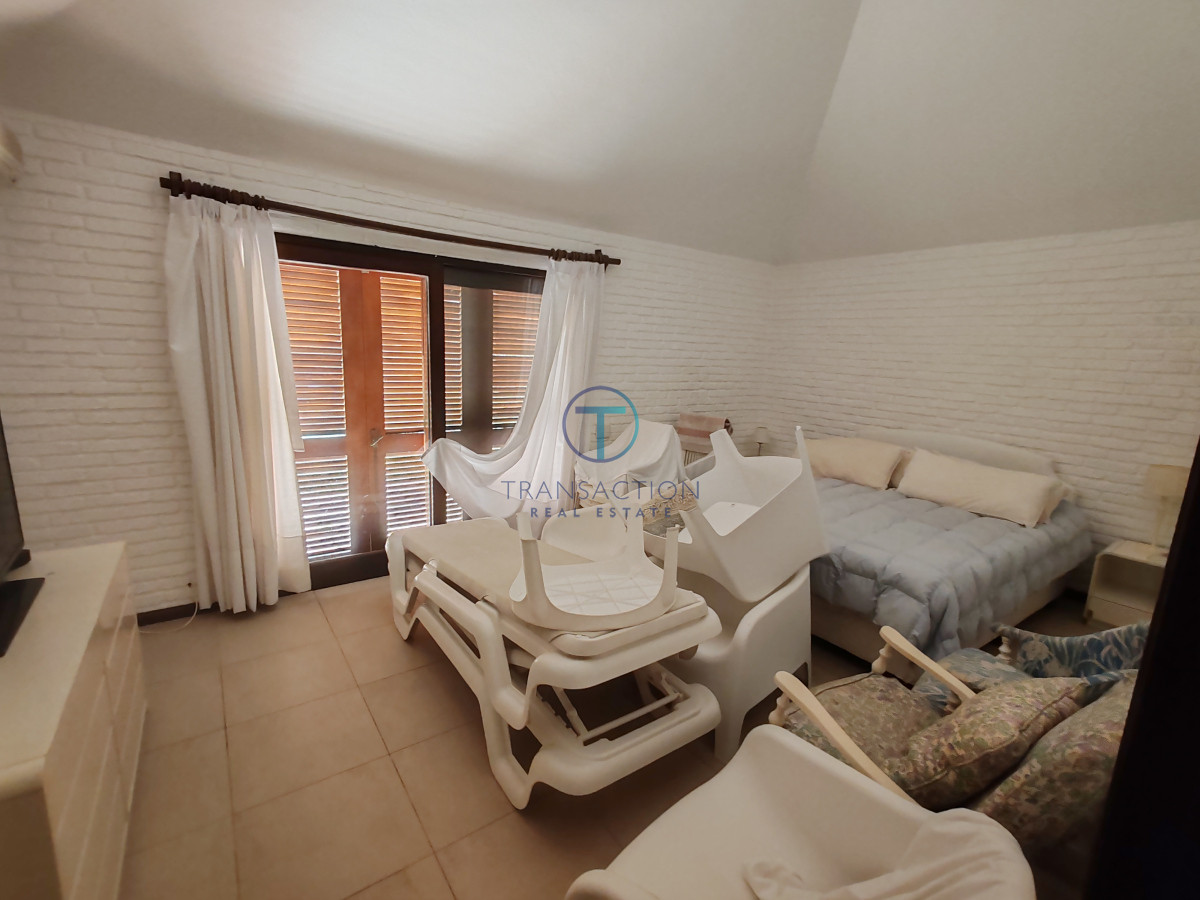 Casa ID.1352/Casa-en-El-Chorro-,-ALQUILER-y-VENTA - Casa en Punta del Este, Shopping