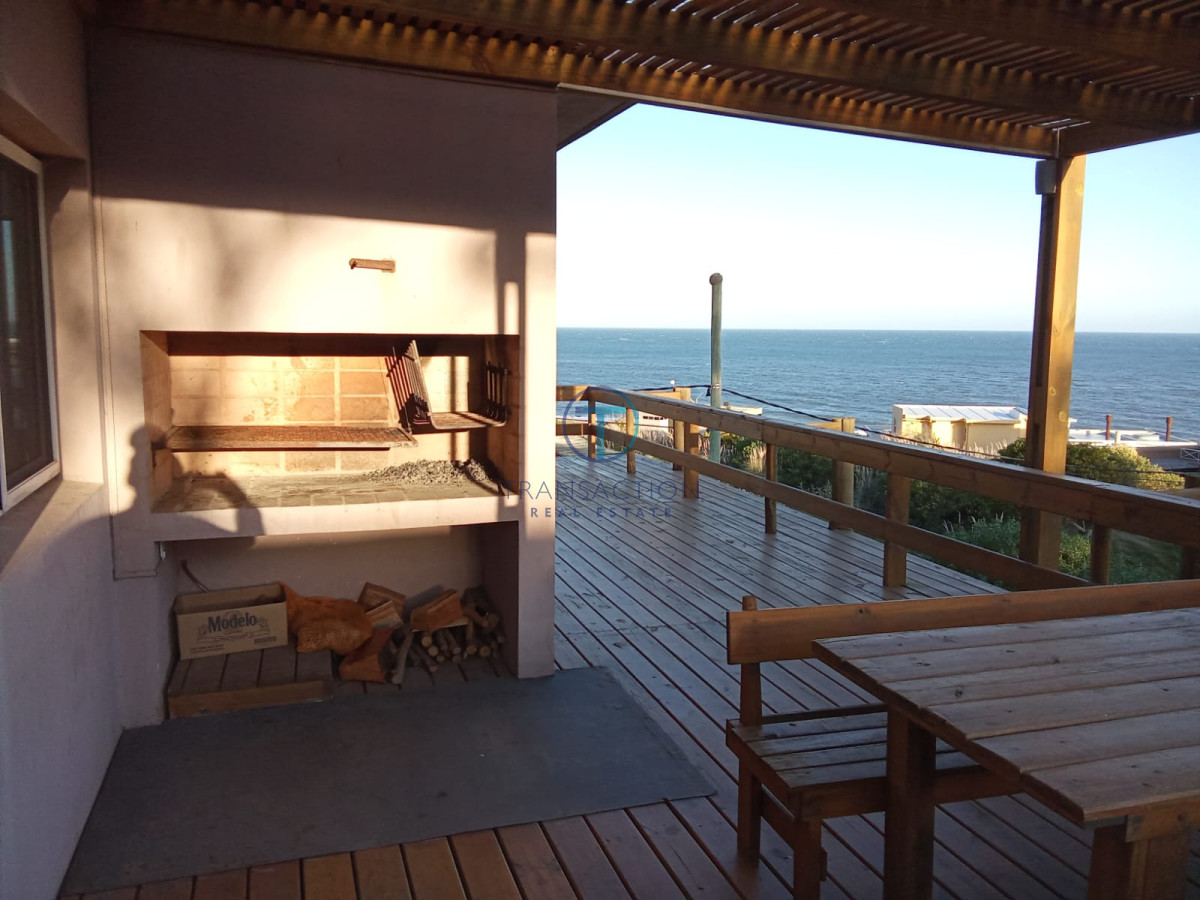 Casa ID.483/Venta-,-3-dormitorios-Marly--Punta-del-este - Venta - Casa en El Chorro - Manantiales